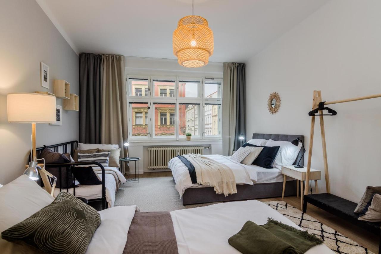 Apt In Prague Charles Bridge 1Km By Michal&Friends Exterior photo